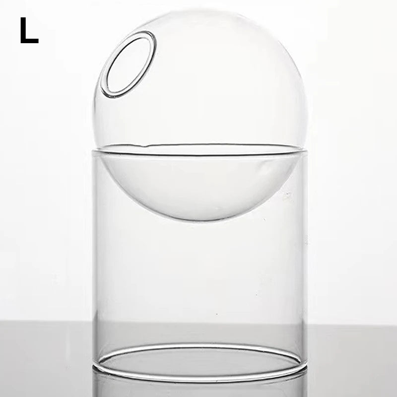 round glass vase