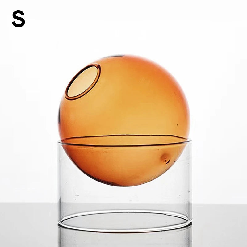 round glass vase