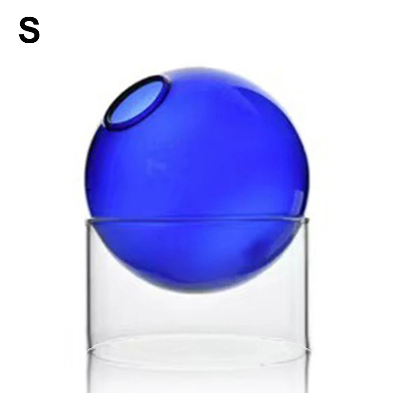 round glass vase