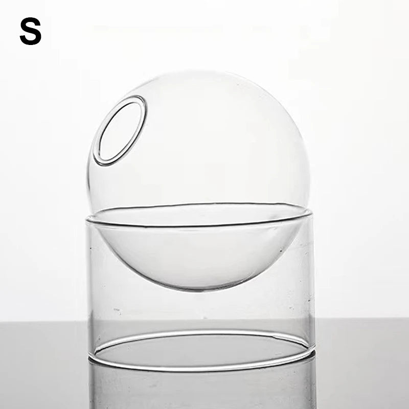 round glass vase