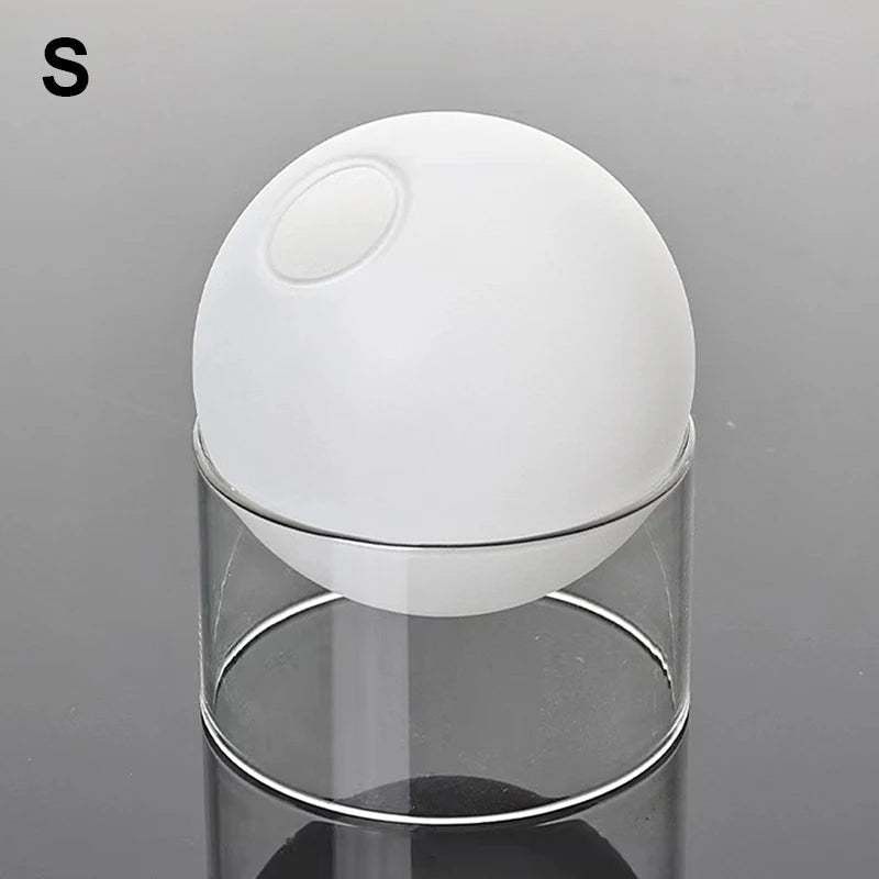round glass vase