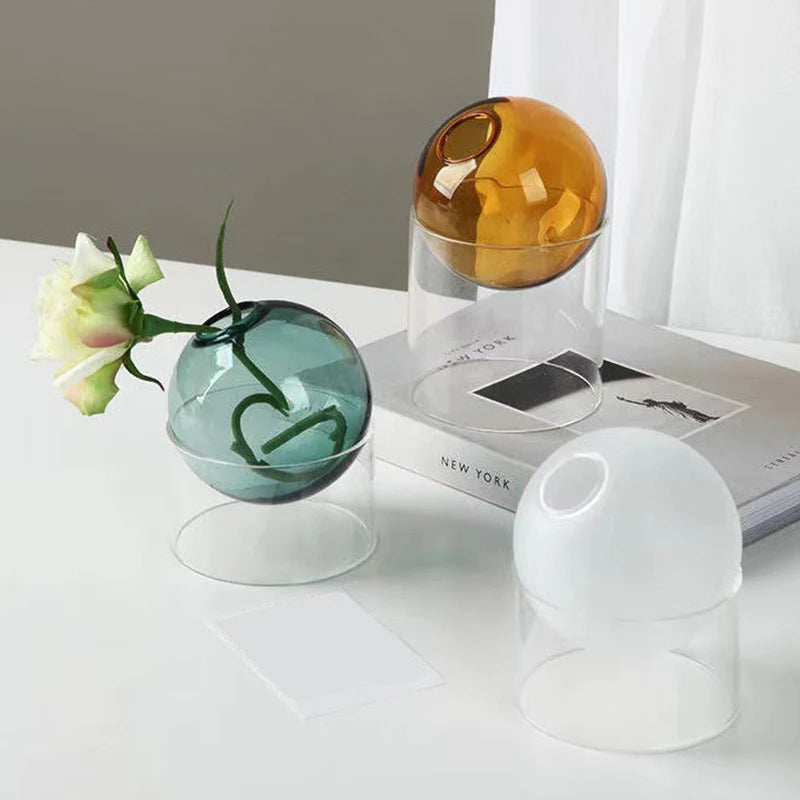 round glass vase