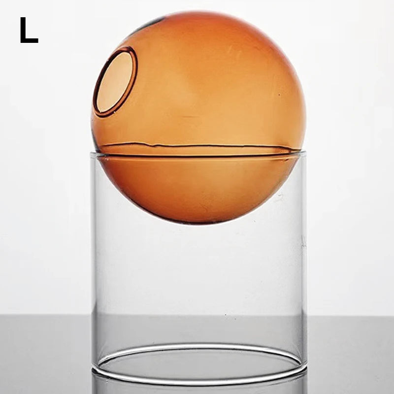 round glass vase